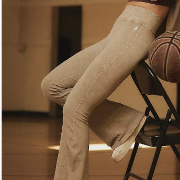 FP Movement Good Karma Flare Leggings - various sizes - Picture 2 of 9